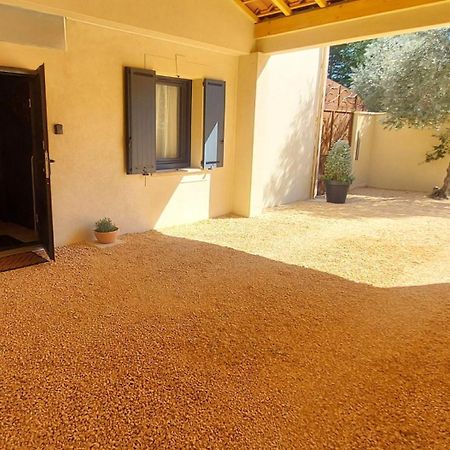 Résidence les Seigneurs T1 en Duplex 50 m2 Gréoux-les-Bains Exterior foto